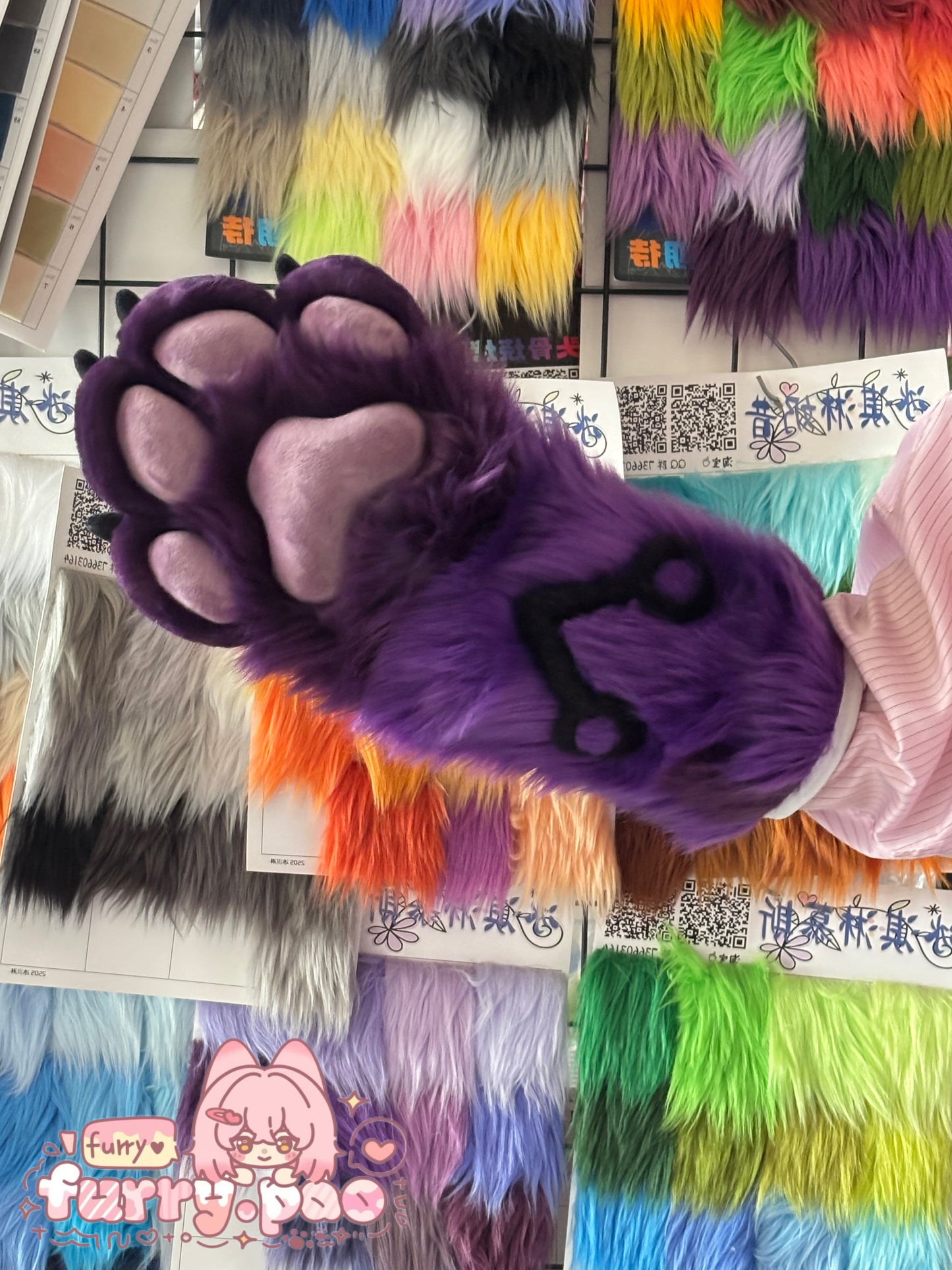 Premium 4-Finger Fursuit Paw Showcase